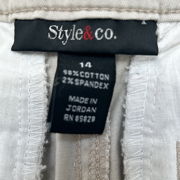 Khaki Capris - Picture 3 of 4